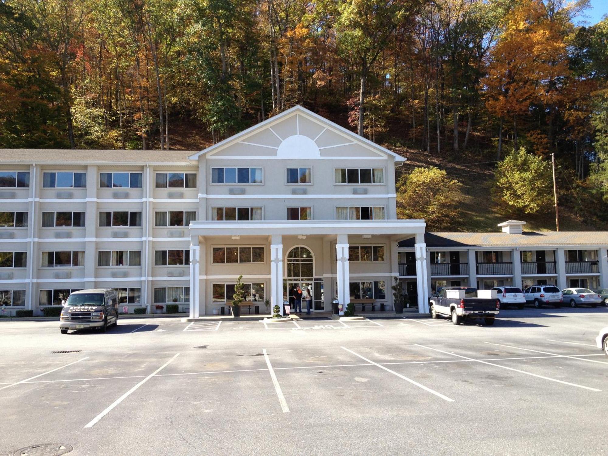 Cherokee Grand Hotel מראה חיצוני תמונה