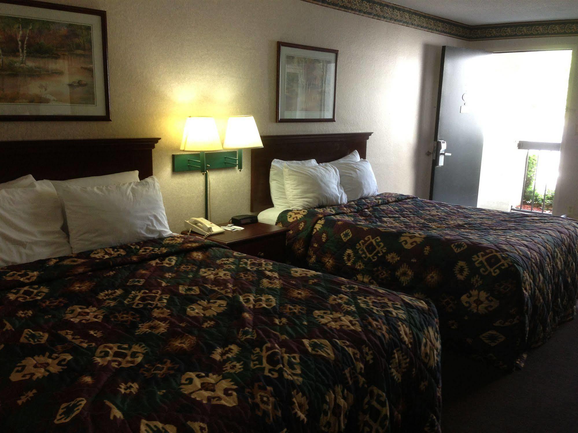 Cherokee Grand Hotel מראה חיצוני תמונה